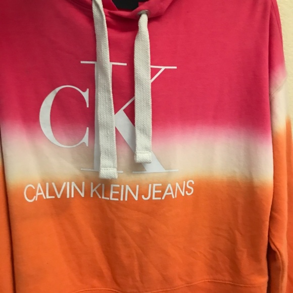 Close - Picture 2 of 3